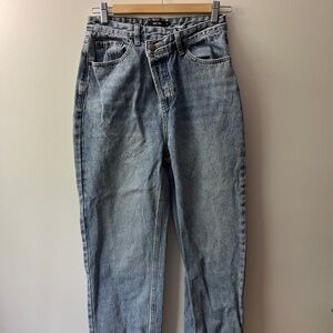 Micas Asymmetrical Jeans
